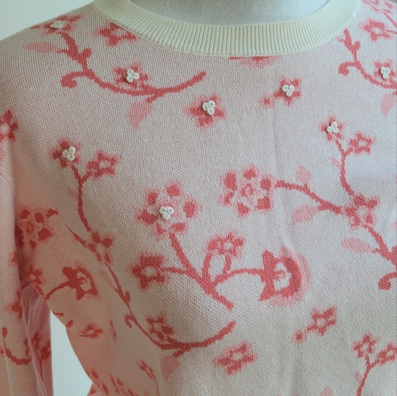 LOFT | Embroidered Floral Sweater - Picture 4 of 8